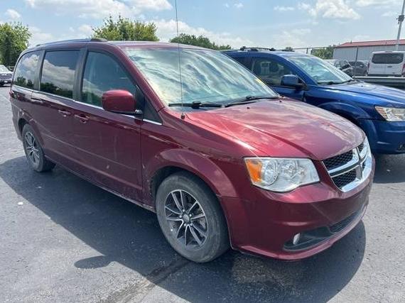 DODGE GRAND CARAVAN 2017 2C4RDGCG3HR603734 image